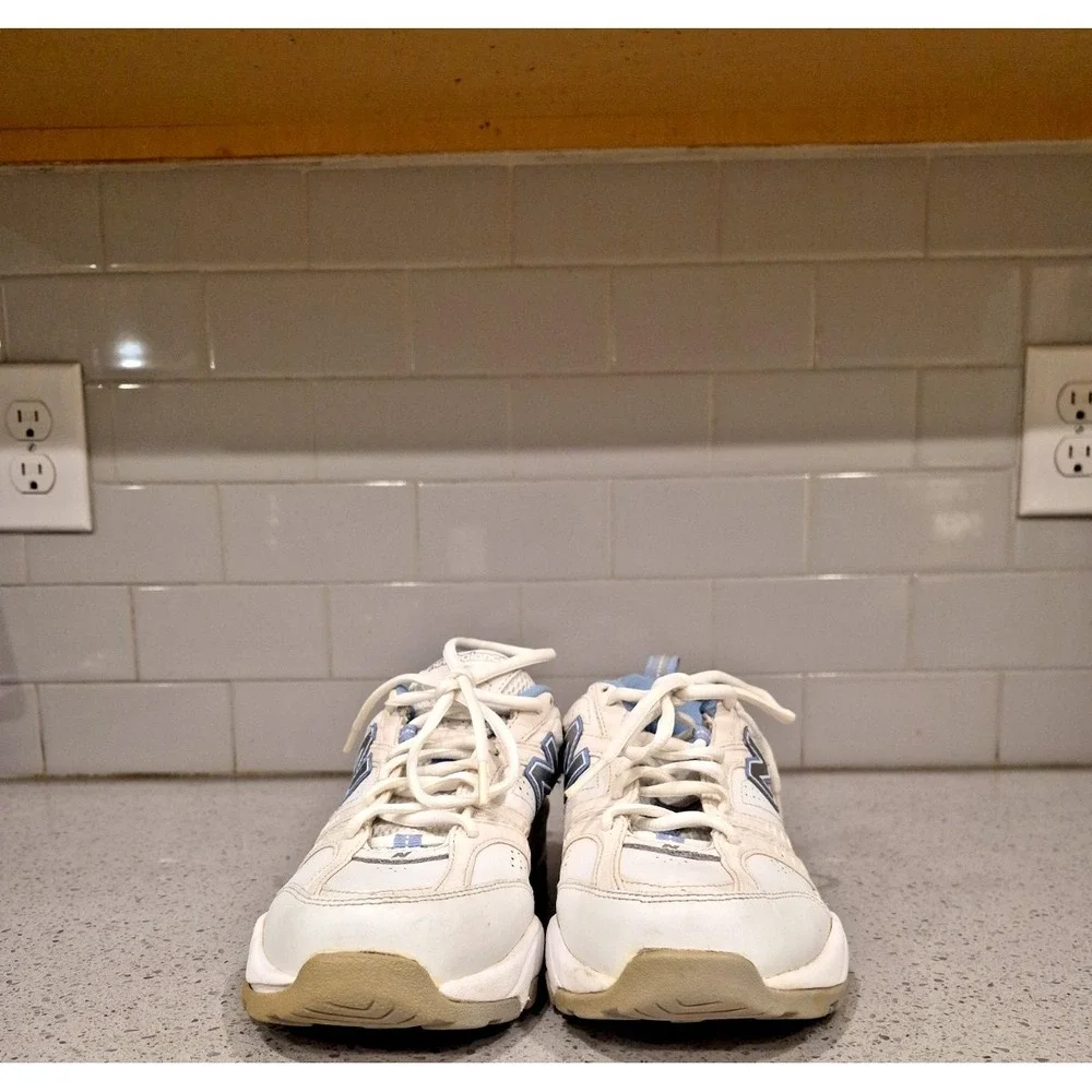 New Balance Women's Leather White & Blue Cross Training Shoes 409 WX409WL Size 8 - Picture 5 of 10
